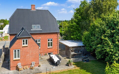 Hanni - 600M from the Sea: Roof, House, Residential Area, Home, Cottage, Rural Area, Estate, Farmhouse, Garden, Lawn