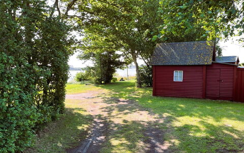 Rajna - 30M from the Sea: Grass, Nature, Landscape, Shrub, Land Lot, Bank, Rural Area, Cottage, Coastal And Oceanic Landforms