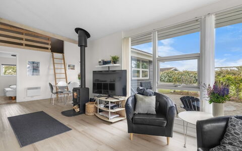 Moa - 350M from the Sea: Furniture, Wood, Interior Design, Flooring, Floor, Chair, Room, Ceiling, Living Room, Apartment