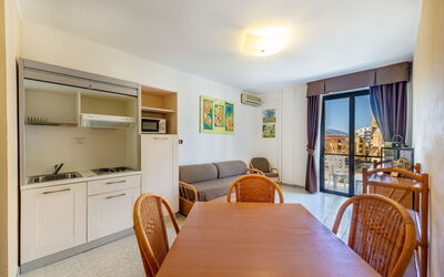 Accommodation:&nbsp;Bilo 4
