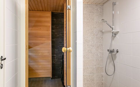 Joutsenranta: Flooring, Wall, Floor, Wood, Plumbing Fixture, Composite Material, Plumbing, Tile, Wood Stain, Bathroom