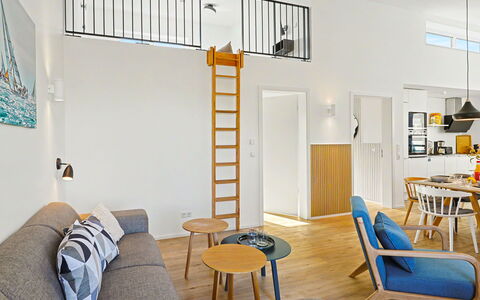 Seelykke (304): Furniture, Interior Design, Flooring, Wood, Floor, Ceiling, Room, Wood Flooring, Chair, Living Room