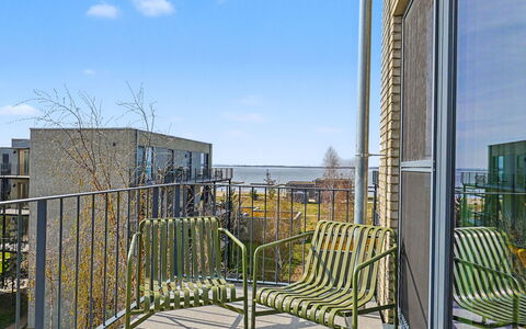 Penthouse Dümmerblick (619): Apartment, Residential Area, Urban Design, Composite Material, Balcony, Condominium, Handrail, Fence
