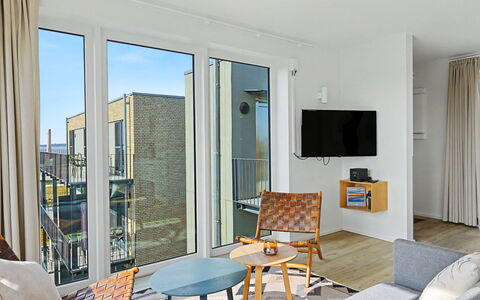 Penthouse Dümmerblick (619): Wood, Apartment, Furniture, Chair, Balcony, Wood Stain, Hardwood, Kitchen & Dining Room Table, Wood Flooring, Coffee Table
