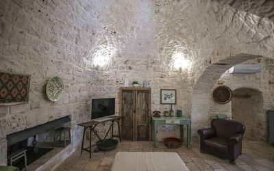 Accommodation:&nbsp;Trullo Suite
