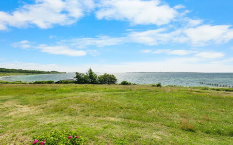 Ubavka - 100M from the Sea: Blue, Cottage, House, Home, Farmhouse, Estate, Siding
