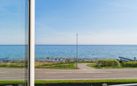Juna - 50M from the Sea: Blue, Cottage, House, Home, Farmhouse, Estate, Siding