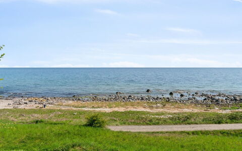 Juna - 50M from the Sea: Blue, Cottage, House, Home, Farmhouse, Estate, Siding
