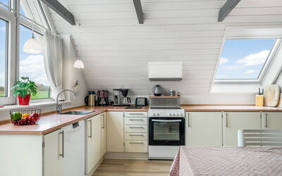 Siljana - 200M from the Sea