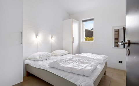 Synne - 350M from the Sea: Wall, Bed, Bedroom, Ceiling, Interior Design, Floor, Bedding, Bed Sheet, Flooring, Bed Frame