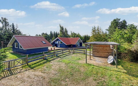 Lycka - 700M from the Sea