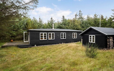 Patti - 700M from the Sea: Land Lot, Rural Area, Cottage, Log Cabin, Garden Buildings, Shed, Siding, Farmhouse