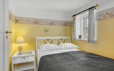 Åsta - 200M from the Sea: Bed, Interior Design, Bedroom, Floor, Bedding, Furniture, Bed Sheet, Flooring, Ceiling, Room