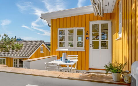 Åsta - 200M from the Sea: Furniture, Wood, Interior Design, Flooring, Floor, Chair, Room, Ceiling, Living Room, Apartment