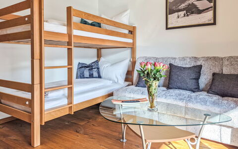 Glück auf: Furniture, Interior Design, Flooring, Floor, Wood, Bed, Bedroom, Room, Bunk Bed, Ceiling