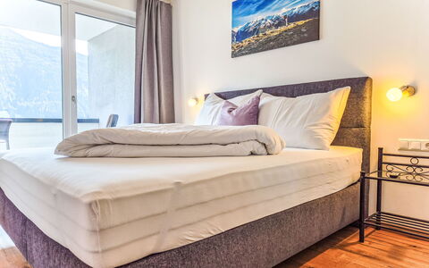 Glück auf: Bedroom, Bed, Bedding, Pillow, Bed Sheet, Bed Frame, Room, Throw Pillow, Apartment, Linens