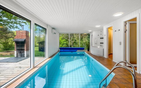 Simjanka - 800M from the Sea: Wood, Home, Porch, Deck, Hardwood, Roof, Wood Stain, Wood Flooring, Eco Hotel