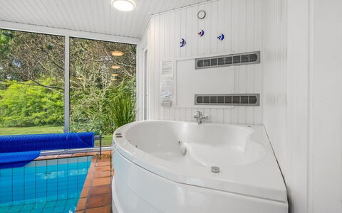Simjanka - 800M from the Sea: Wood, Home, Porch, Deck, Hardwood, Roof, Wood Stain, Wood Flooring, Eco Hotel