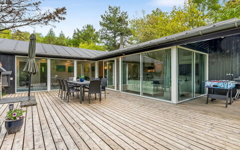 Simjanka - 800M from the Sea: Wood, Home, Porch, Deck, Hardwood, Roof, Wood Stain, Wood Flooring, Eco Hotel