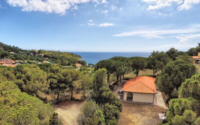 Capoliveri 860: Water, Body Of Water, Coast, Coastal And Oceanic Landforms, Sea, Residential Area, Landscape, Ocean, Headland