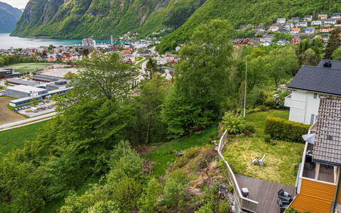 Høyanger Panorama: Mountainous Landforms, Residential Area, Landscape, Highland, Mountain, Hill, House, Hill Station, Bird'S-Eye View, Home