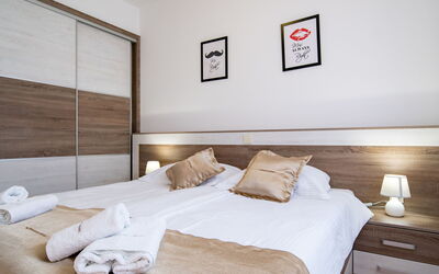 Accommodation:&nbsp;Mistral 111.3
