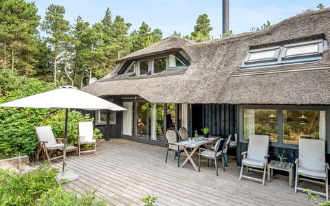 Lene - 2Km from the Sea: House, Roof, Home, Cottage, Shed, Garden Buildings, Siding, Yard, Log Cabin, Hut