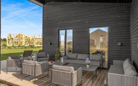 Marten - 500M from the Sea: Wood, Home, Composite Material, Deck, Hardwood, Plank, Siding, Chair, Porch, Patio