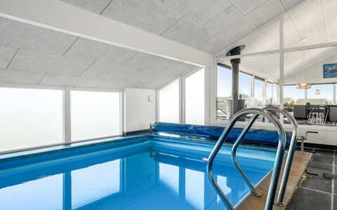 Månviva - 250M from the Sea: Ceiling, Swimming Pool, Daylighting, Design, Hotel, Resort, Aluminium, Penthouse Apartment