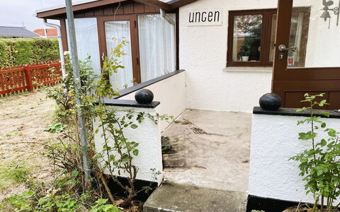 Ginger - 50M from the Sea: Roof, House, Home, Cottage, Door, Siding, Deck, Porch, Plank, Hardwood