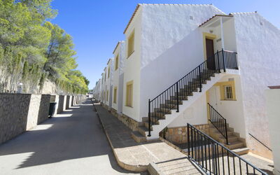 Accommodation:&nbsp;Imperial Park 971.21