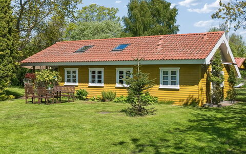 Holmfridur - 1.1Km from the Sea: Grass, House, Roof, Cottage, Shrub, Home, Land Lot, Garden, Farmhouse