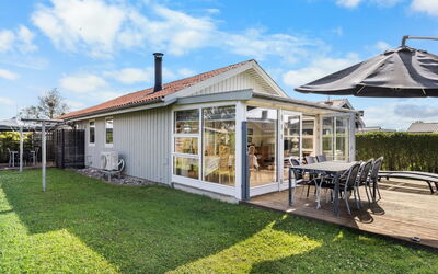 Edeltraud - 100M from the Sea