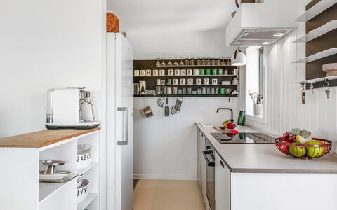 Sointu - 300M from the Sea: Kitchen, Kitchen Appliance, Countertop, Major Appliance, Interior Design, Cabinetry, Furniture, Home Appliance, Flooring, Room