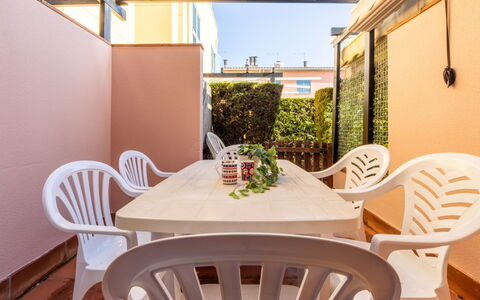 Color: Furniture, Interior Design, Outdoor Furniture, Chair, Outdoor Table, Wood Stain, Kitchen & Dining Room Table, Balcony, Patio, Shade