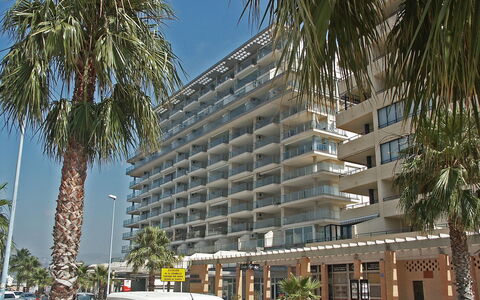 Sotavento: Building, Property, Residential Area, Apartment, Condominium, Mixed-Use, Neighbourhood, Metropolitan Area, Architecture, Tree