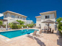 In Protaras mit Privatem Parkplatz