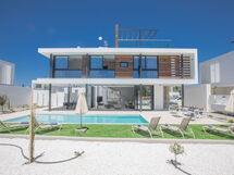 In Protaras mit Großem Garten