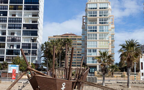 La Joya: Metropolitan Area, Condominium, Urban Area, Residential Area, Mixed-Use, Building, City, Property, Architecture, Neighbourhood