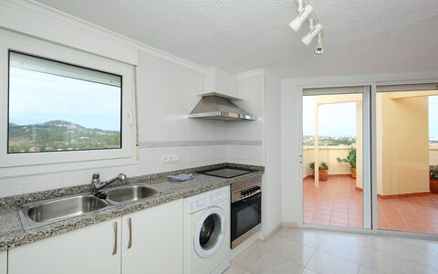 Calpe Calp 390: Property, Room, Furniture, Kitchen, Real Estate, Building, Countertop, House, Floor, Cabinetry