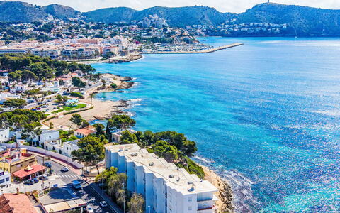 Brisa al Mar: Blue, Body Of Water, Coast, City, Coastal And Oceanic Landforms, Sea, Residential Area, Shore, Beach, Human Settlement