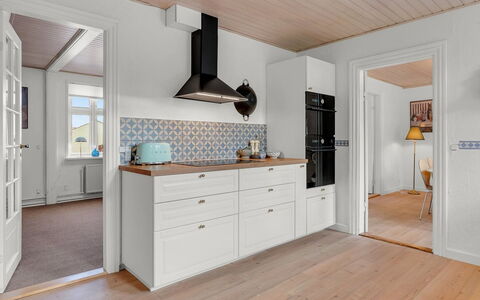 Noreen - 500M from the Sea: Cabinetry, Flooring, Floor, Interior Design, Wood, Countertop, Kitchen, Drawer, Ceiling, Furniture