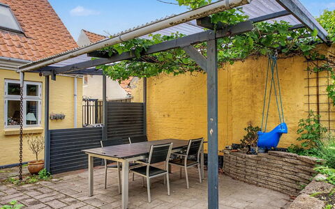 Noreen - 500M from the Sea: Garden, Shade, Backyard, Flowerpot, Yard, Patio, Pergola, Outdoor Structure, Houseplant, Outdoor Furniture