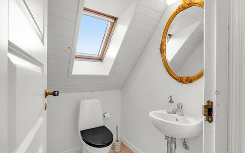 Noreen - 500M from the Sea: Flooring, Plumbing Fixture, Floor, Interior Design, Bathroom, Ceiling, Plumbing, Sink, Toilet, Tap