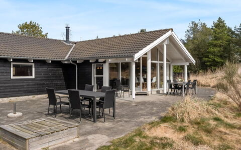 Botwith - 2.8Km from the Sea: Furniture, Wood, Interior Design, Flooring, Floor, Chair, Room, Ceiling, Living Room, Apartment