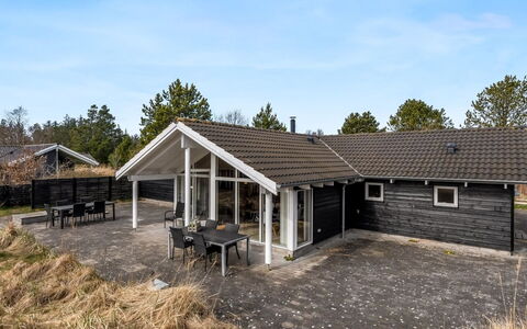 Botwith - 2.8Km from the Sea: Furniture, Wood, Interior Design, Flooring, Floor, Chair, Room, Ceiling, Living Room, Apartment
