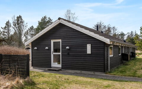 Botwith - 2.8Km from the Sea: Furniture, Wood, Interior Design, Flooring, Floor, Chair, Room, Ceiling, Living Room, Apartment