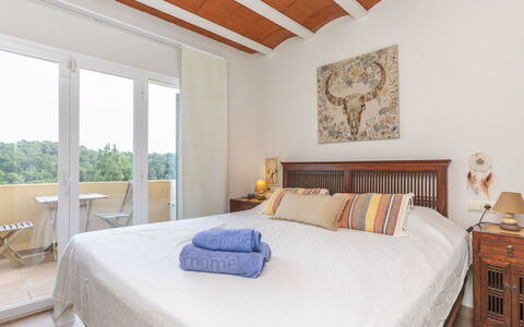 Tiana: Bed, Furniture, Bedding, Bedroom, Interior Design, Bed Sheet, Floor, Flooring, Wall, Wood