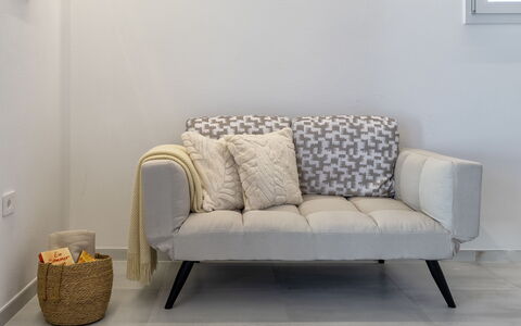 Valledoria 23: Furniture, Interior Design, Couch, Living Room, Flooring, Floor, Cushion, Throw Pillow, Comfort
