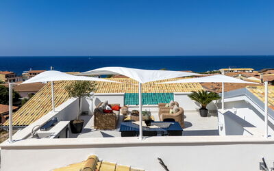 Accommodation:&nbsp;Azzurro 23.5